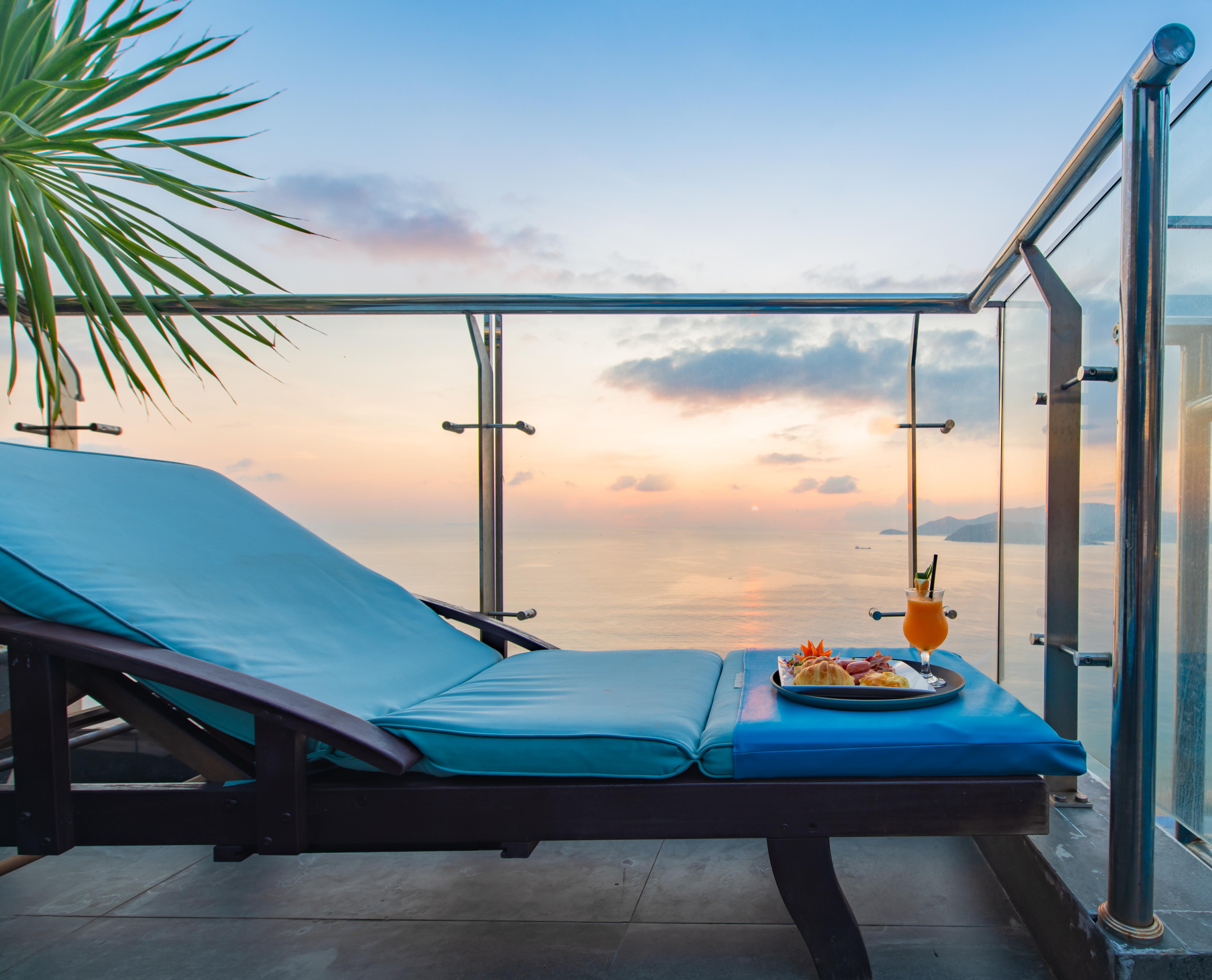 เมเปิล โฮเต็ล แอนด์ อพาร์ตเมนต์ Hotel ญาจาง ภายนอก รูปภาพ