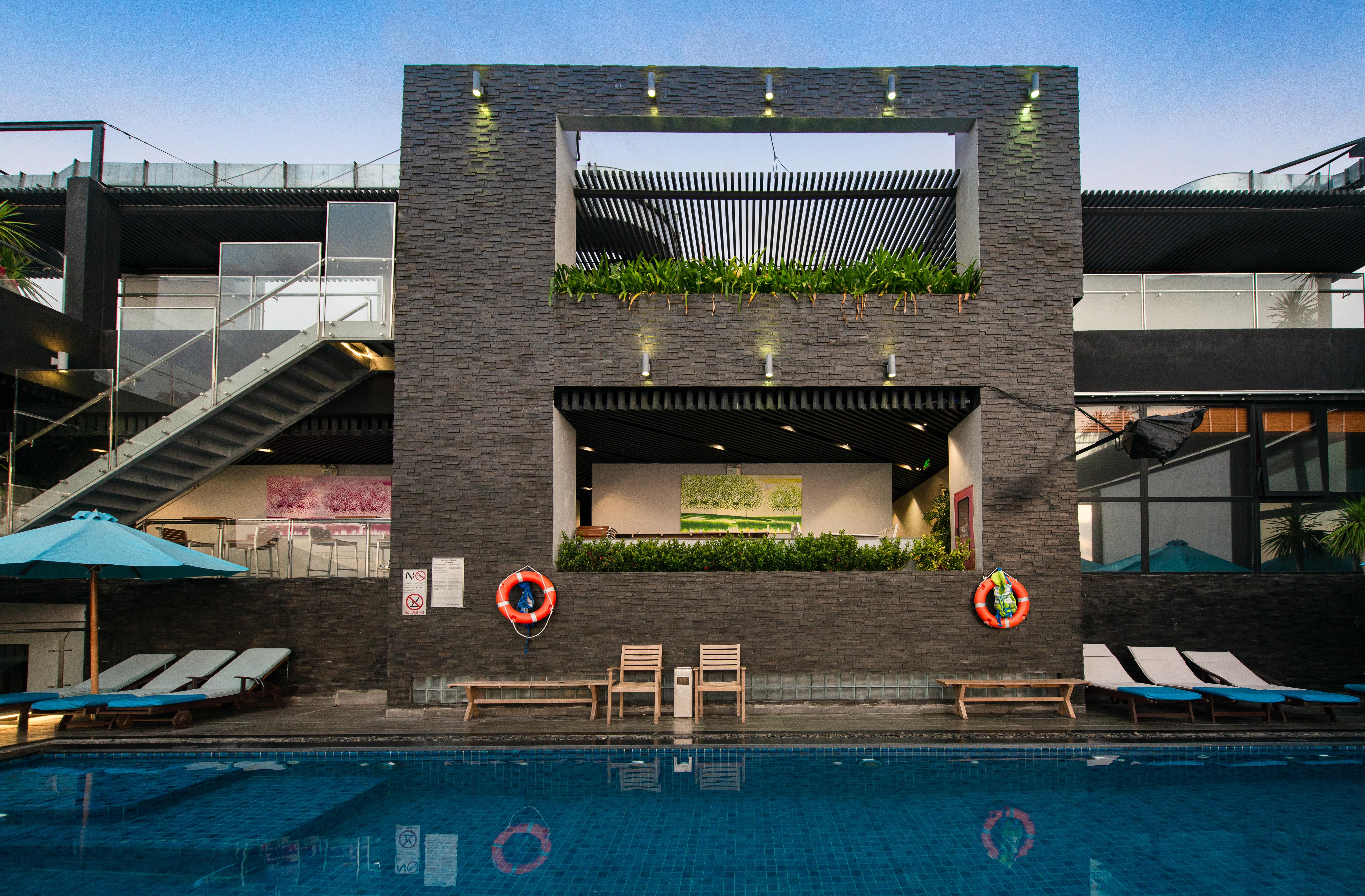 เมเปิล โฮเต็ล แอนด์ อพาร์ตเมนต์ Hotel ญาจาง ภายนอก รูปภาพ